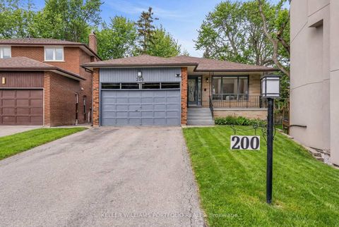 Photo 46 at 200 Lake Promenade, Long Branch, Toronto