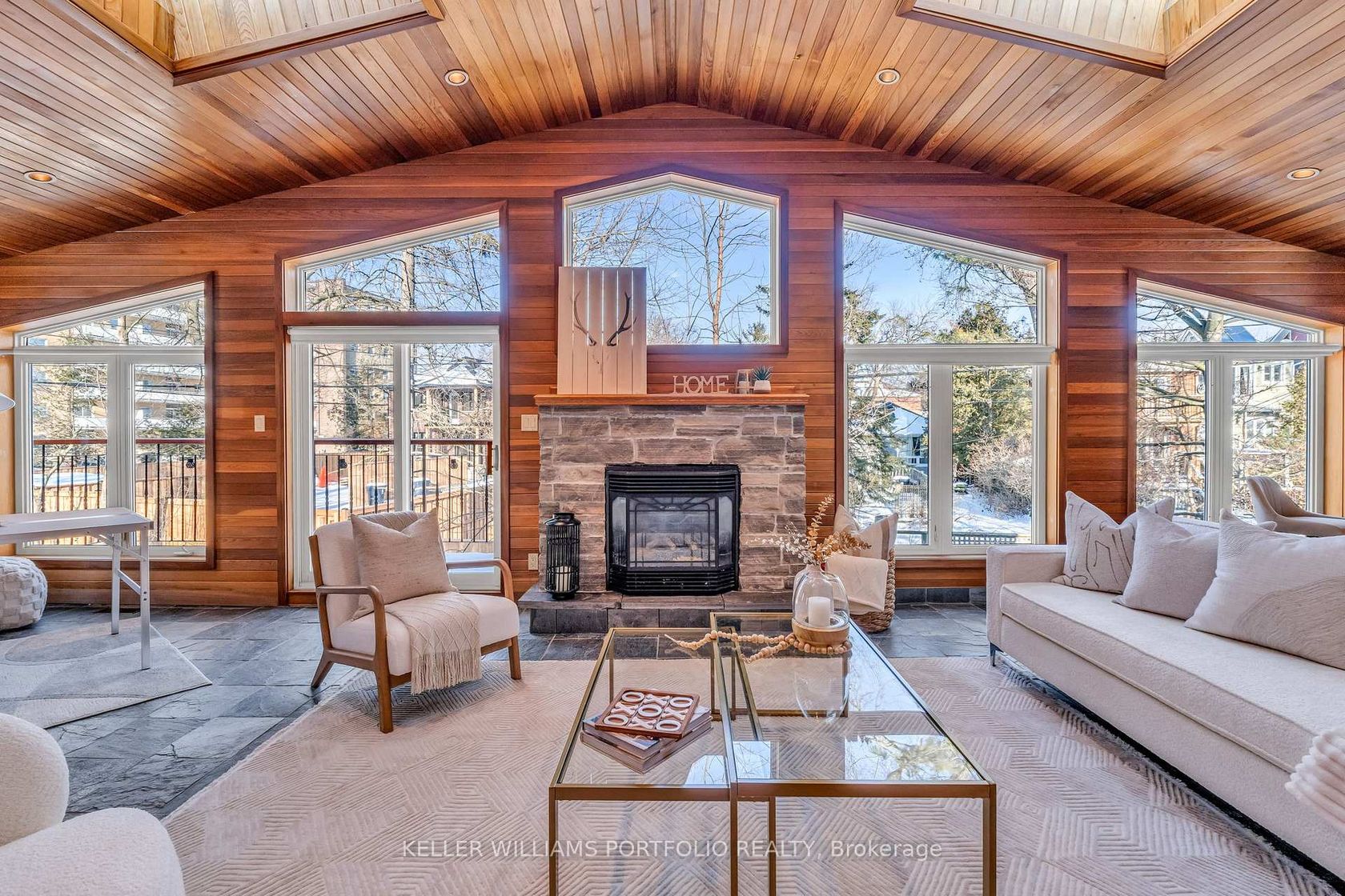 200 Lake Promenade, Long Branch, Toronto photo number 2