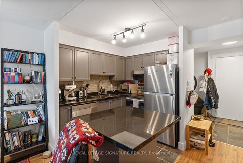 Photo 6 at 316 - 323 Richmond Street E, Moss Park, Toronto