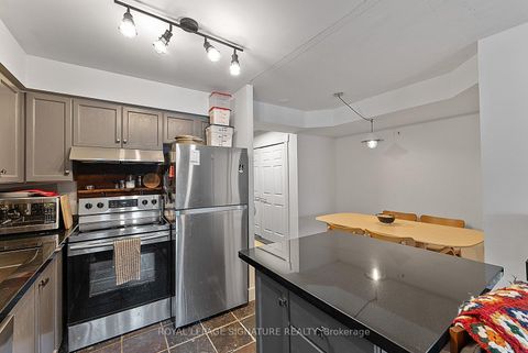 Photo 7 at 316 - 323 Richmond Street E, Moss Park, Toronto