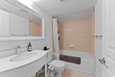 Photo 10 at 316 - 323 Richmond Street E, Moss Park, Toronto