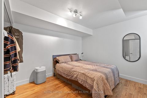 Photo 11 at 316 - 323 Richmond Street E, Moss Park, Toronto