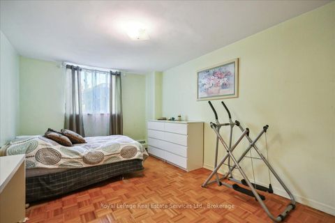 Photo 12 at 203 - 100 Coe Hill Drive, Swansea, Toronto