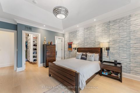 Photo 22 at 20 Sunbeam Avenue, Clanton Park, Toronto