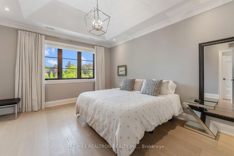 Photo 24 at 20 Sunbeam Avenue, Clanton Park, Toronto