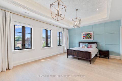 Photo 32 at 20 Sunbeam Avenue, Clanton Park, Toronto