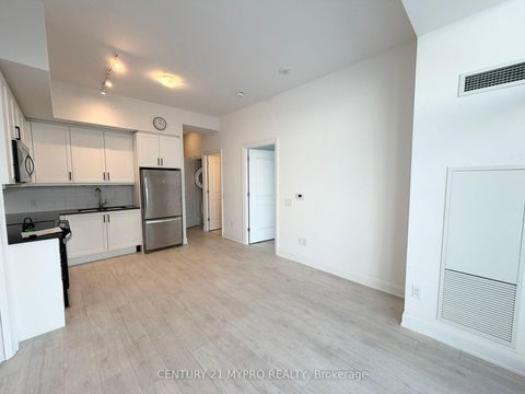 Photo 0 at 1605 - 10 Gatineau Drive, Beverley Glen, Vaughan