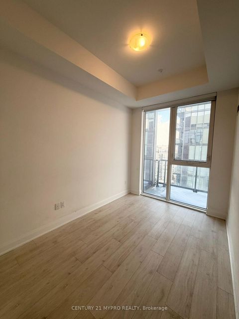 Photo 1 at 1605 - 10 Gatineau Drive, Beverley Glen, Vaughan