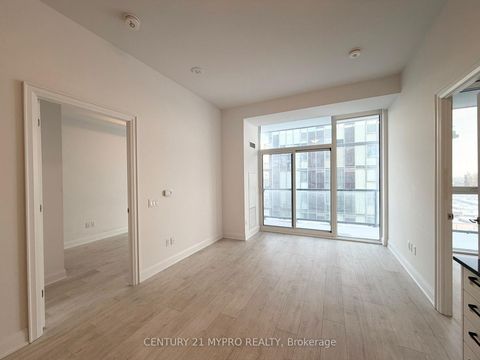 Photo 5 at 1605 - 10 Gatineau Drive, Beverley Glen, Vaughan