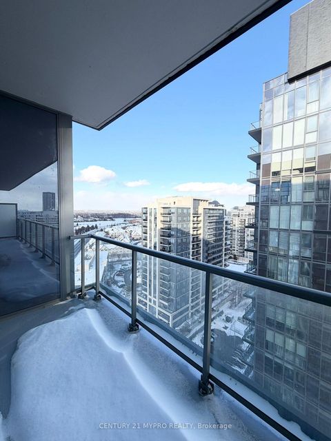 Photo 16 at 1605 - 10 Gatineau Drive, Beverley Glen, Vaughan