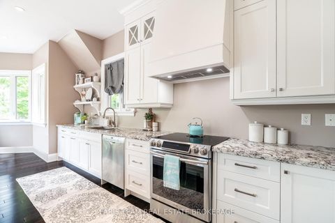 Photo 11 at 400 Lloyd's Lane, Pottageville, King