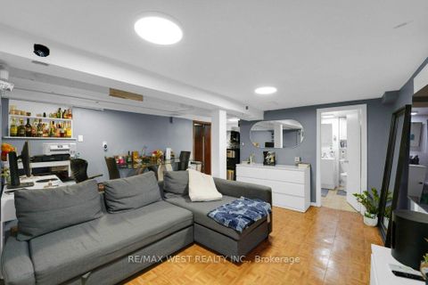 Photo 20 at 225 Oakwood Avenue, Oakwood Village, Toronto