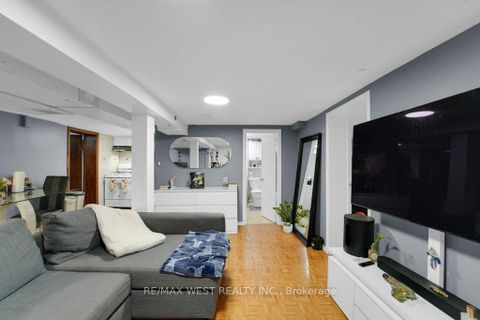 Photo 22 at 225 Oakwood Avenue, Oakwood Village, Toronto