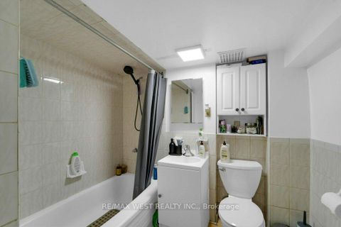 Photo 32 at 225 Oakwood Avenue, Oakwood Village, Toronto