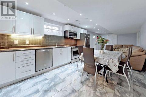 Photo 11 at 3 Ruddell Place, Centennial Scarborough, Toronto