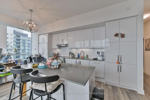 Photo 9 at Lph04 - 5180 Yonge Street, Willowdale West, Toronto