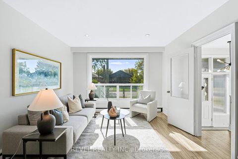 Photo 12 at 63 Crosland Drive, Maryvale, Toronto