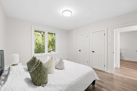 Photo 20 at 63 Crosland Drive, Maryvale, Toronto