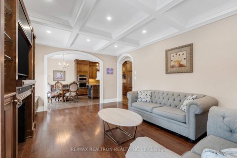 Photo 22 at 20 Shalom Aleichem Court, Patterson, Vaughan