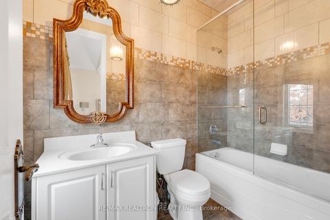 Photo 32 at 20 Shalom Aleichem Court, Patterson, Vaughan