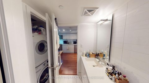 Photo 10 at 911 - 75 QUEENS WHARF Road, Waterfront Communities C1, Toronto