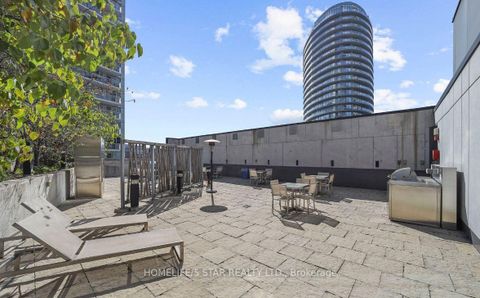 Photo 16 at 911 - 75 QUEENS WHARF Road, Waterfront Communities C1, Toronto