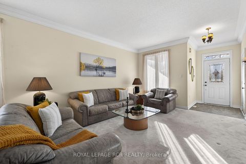 Photo 4 at 13 Willard Hunt Court, Schomberg, King