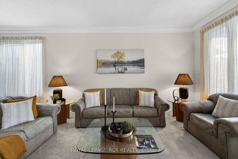 Photo 5 at 13 Willard Hunt Court, Schomberg, King