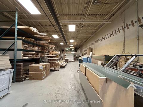 Photo 3 at 290 Eddystone Avenue, Jane Heights, Toronto