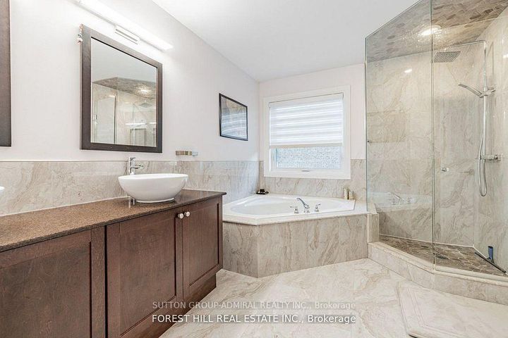 Photo 16 at 18 William Bowes Boulevard, Patterson, Vaughan