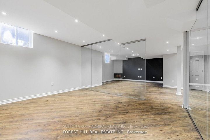 Photo 22 at 18 William Bowes Boulevard, Patterson, Vaughan