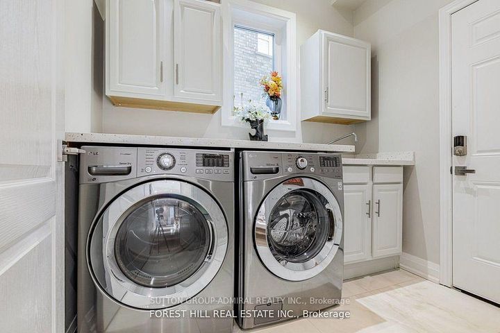 Photo 27 at 18 William Bowes Boulevard, Patterson, Vaughan