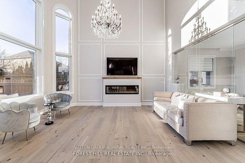 Photo 3 at 18 William Bowes Boulevard, Patterson, Vaughan