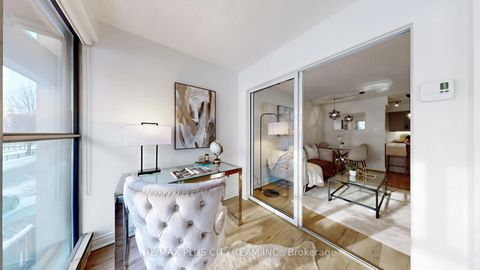 Photo 18 at 205 - 65 Scadding Avenue, Waterfront Communities C8, Toronto