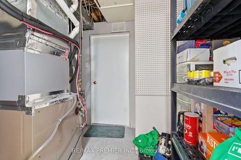 Photo 14 at 15 Beulah Street, Jamestown, Toronto