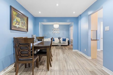 Photo 31 at 15 Beulah Street, Jamestown, Toronto