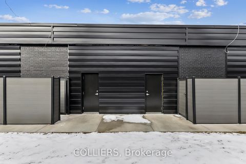 Photo 5 at 303 - 777 Warden Avenue, Birchmount, Toronto