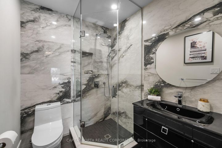 Photo 27 at 130 Fifth Avenue, East Woodbridge, Vaughan