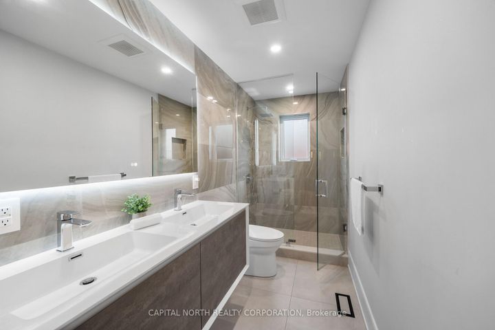 Photo 30 at 130 Fifth Avenue, East Woodbridge, Vaughan