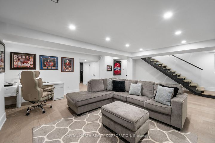 Photo 35 at 130 Fifth Avenue, East Woodbridge, Vaughan