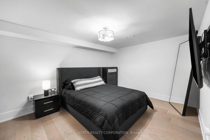 Photo 40 at 130 Fifth Avenue, East Woodbridge, Vaughan