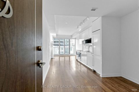 Photo 6 at 501 - 115 Mcmahon Drive, Bayview Village, Toronto