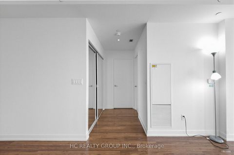 Photo 19 at 501 - 115 Mcmahon Drive, Bayview Village, Toronto