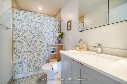 Photo 5 at 2102 - 1928 Lake Shore Boulevard, South Parkdale, Toronto