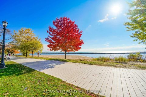 Photo 8 at 2102 - 1928 Lake Shore Boulevard, South Parkdale, Toronto