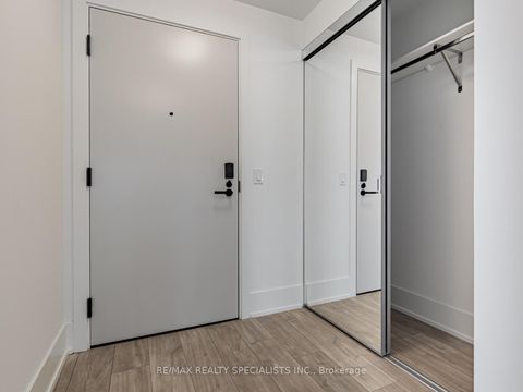 Photo 16 at 920 - 115 Denison Avenue, Chinatown, Toronto