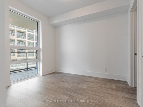 Photo 17 at 920 - 115 Denison Avenue, Chinatown, Toronto