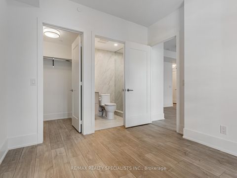 Photo 18 at 920 - 115 Denison Avenue, Chinatown, Toronto