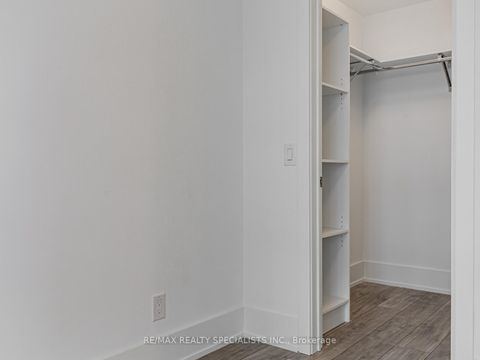 Photo 19 at 920 - 115 Denison Avenue, Chinatown, Toronto
