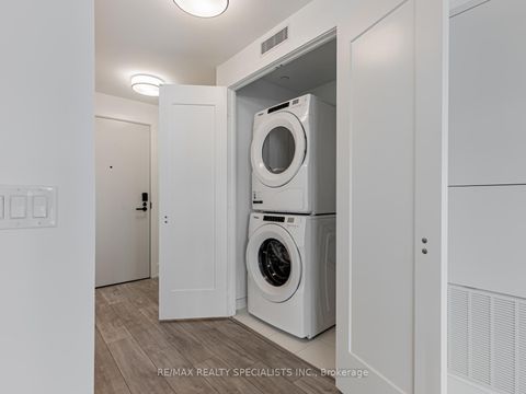 Photo 21 at 920 - 115 Denison Avenue, Chinatown, Toronto